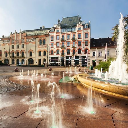 Antique Apartments Plac Szczepanski Krakow Exterior photo