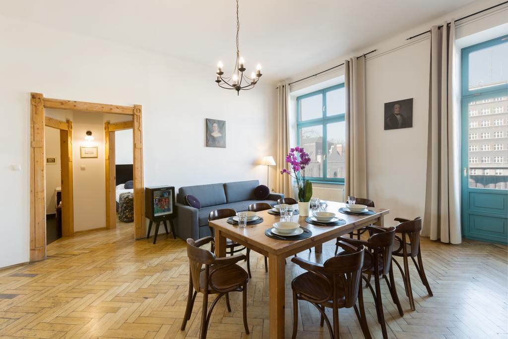 Antique Apartments Plac Szczepanski Krakow Exterior photo